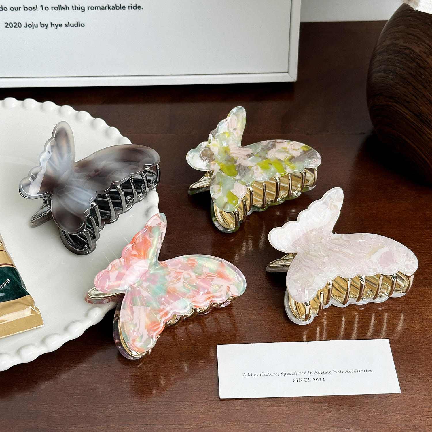 Wholesale High Quality Luxury Butterfly Design  Metal Hair Clips Acetic Acid