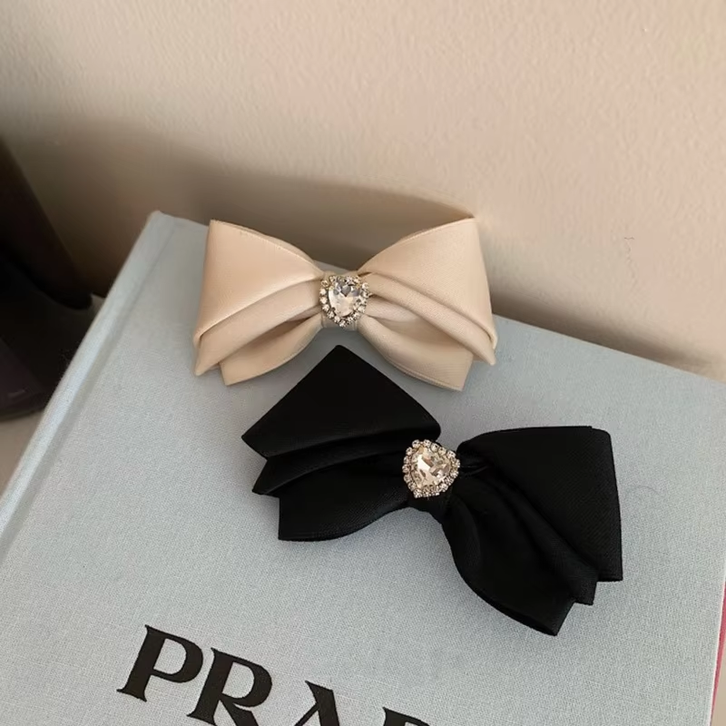 Black Hepburn Wind Rhindiamone love (