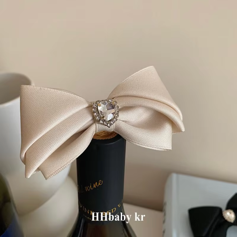 Black Hepburn Wind Rhindiamone love ( (5)